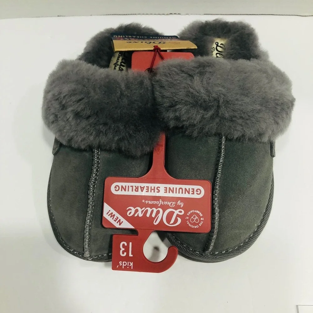 NWT Dearfoams Suede Shearling Slippers Slides Indoor Outdoor Furry Gray Kids 13